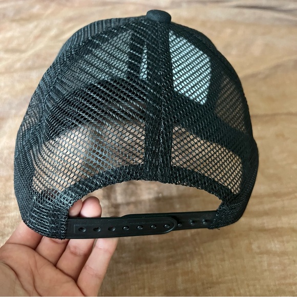 BLACK TRUCKER CAP - Picture 3 of 4